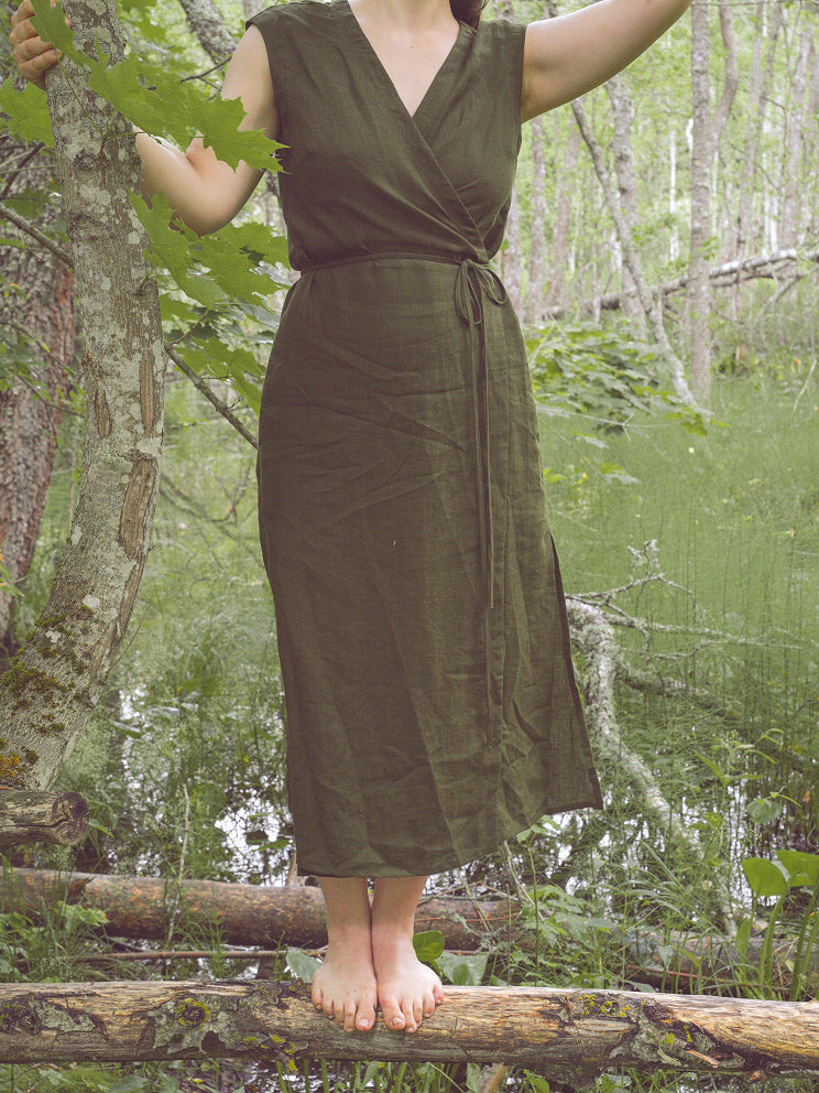 On the slow fading of linen