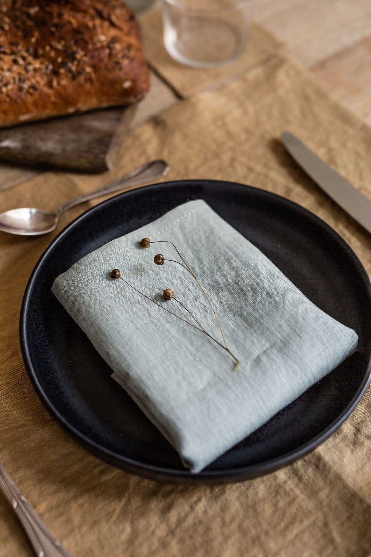 AmourLinen Set of 2 napkins and set of 2 placemats Set of 2 napkins and set of 2 placemats